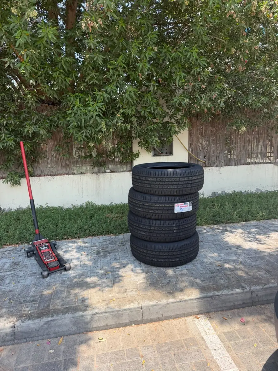 How to Choose the Right Tyres for Dubai Roads